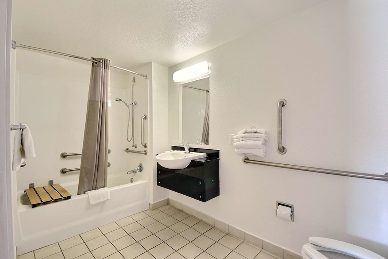 Motel 6 Laredo, Tx - North I-35