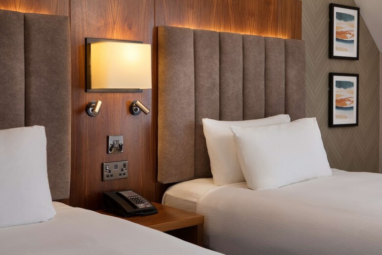 Doubletree By Hilton Hotel Southampton