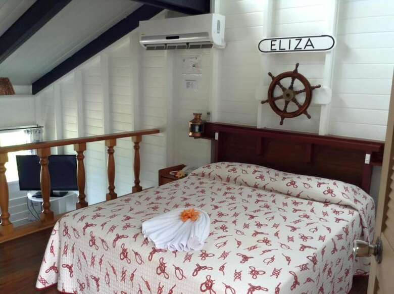 Hotel The Crow's Nest Resort