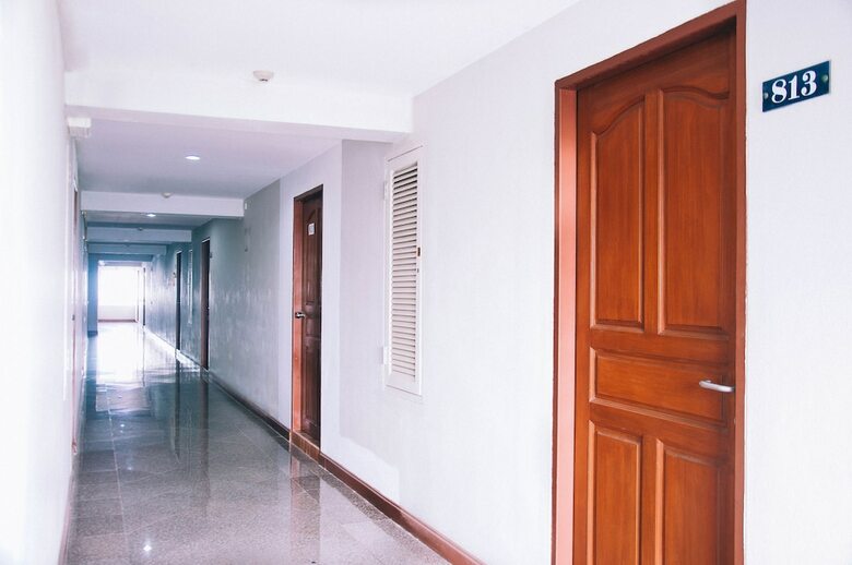 Hotel Golden House @ Onnut Station