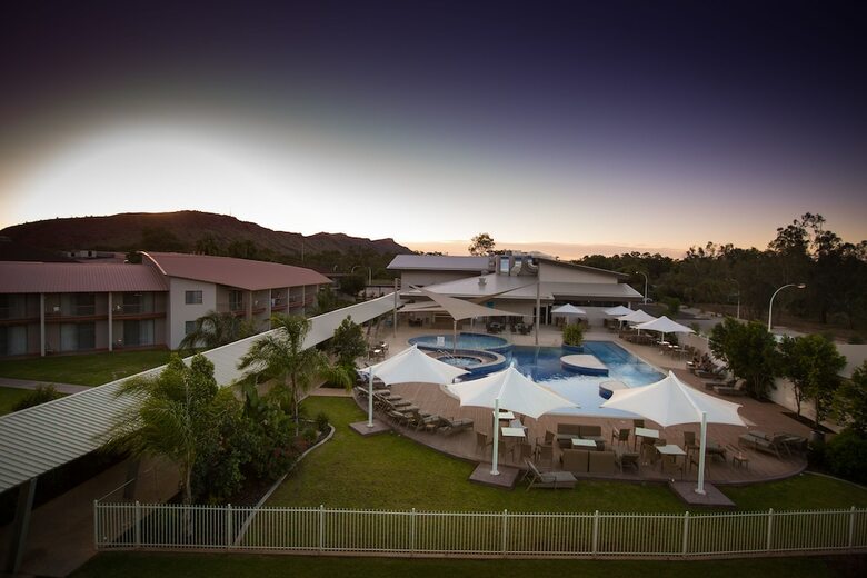 Hotel Crowne Plaza Alice Springs Lasseters