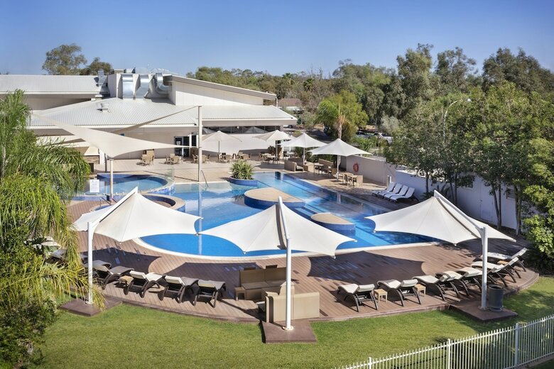 Hotel Crowne Plaza Alice Springs Lasseters