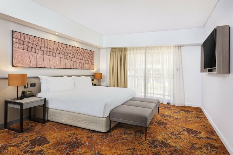 Hotel Crowne Plaza Alice Springs Lasseters
