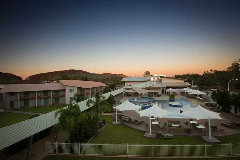 Hotel Crowne Plaza Alice Springs Lasseters