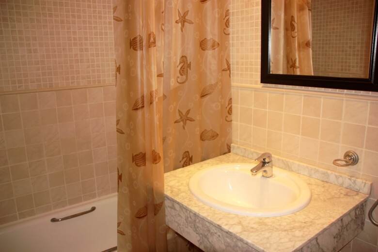 Apartamentos Alcala Blau 3000
