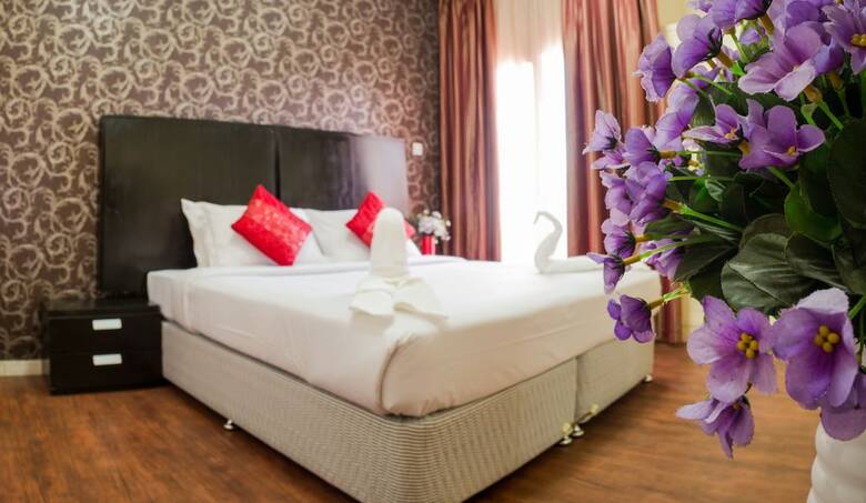 Al Ferdous Hotel Apartment