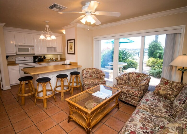 Tortuga Inn Beach Resort