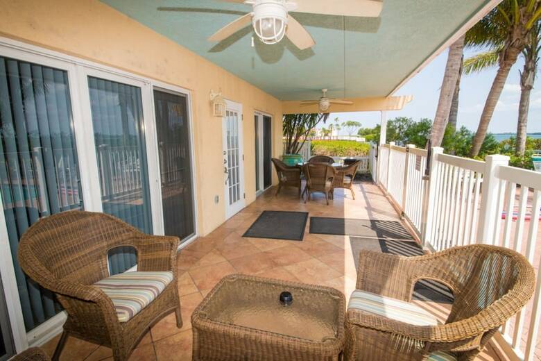 Tortuga Inn Beach Resort