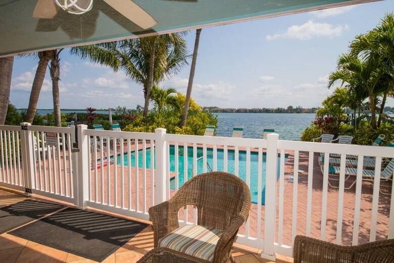 Tortuga Inn Beach Resort