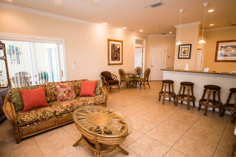 Tortuga Inn Beach Resort