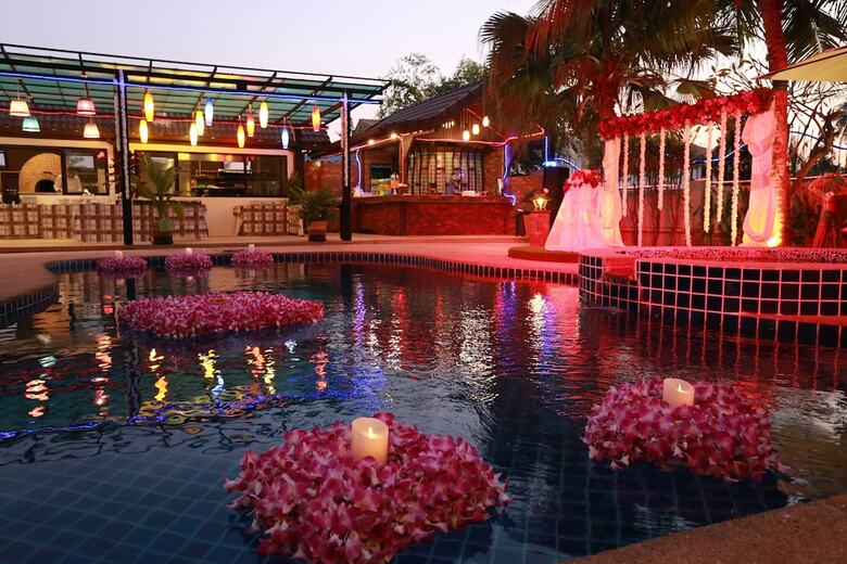 Hotel Vantage Resort