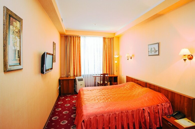 Guyot Business Boutique Hotel