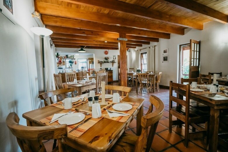 Hotel The Village Lodge