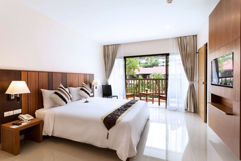 Patong Lodge Hotel