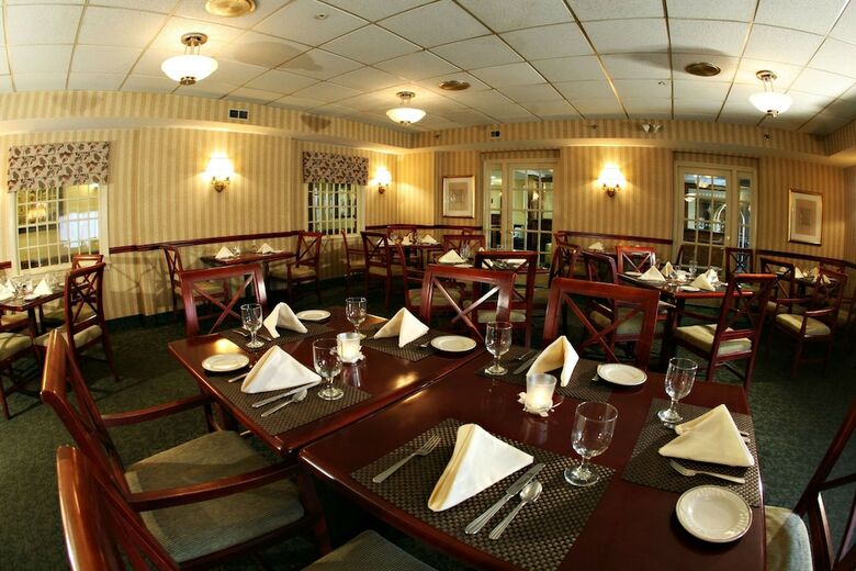 Radisson Hotel And Suites Chelmsford / Lowell