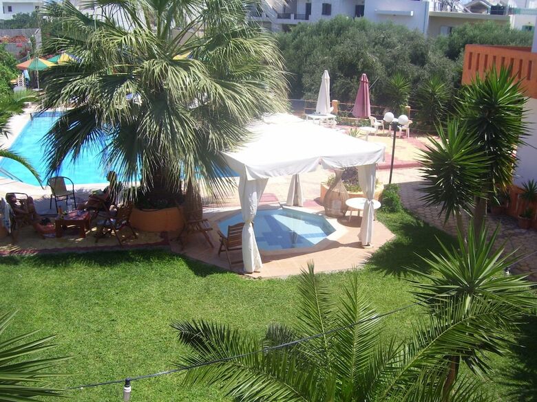 Aparthotel Maria Apartments