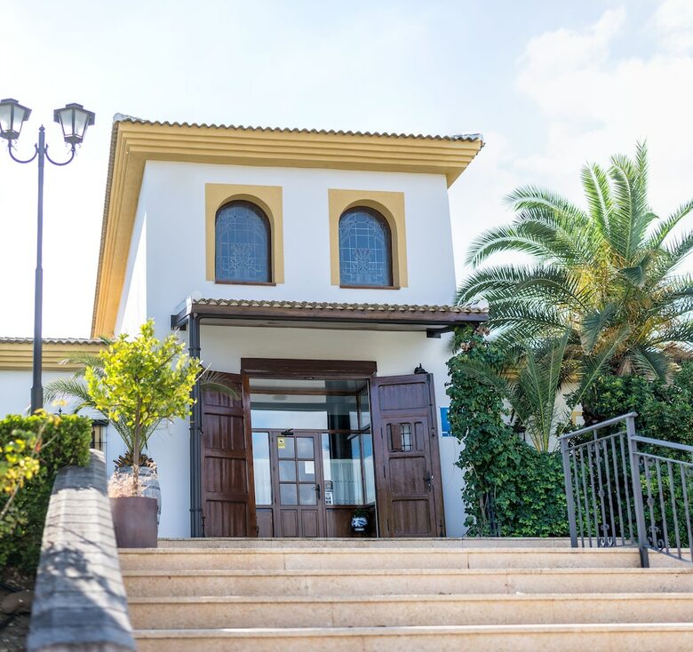 Hotel Cortijo de T�jar