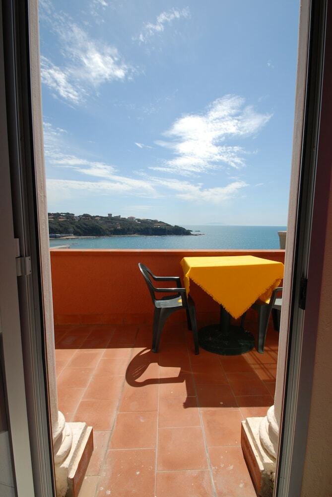 Hotel Ristorante Baia Del Sorriso