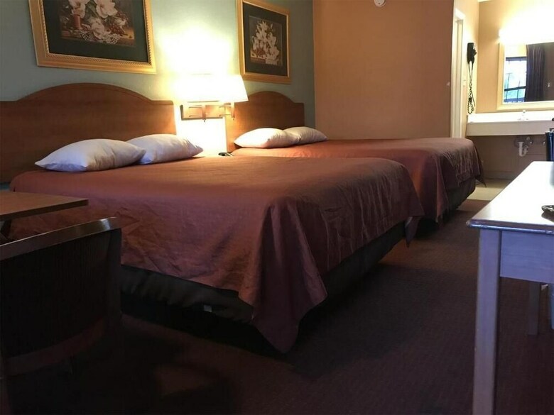 Hotel Laredo Executive Inn