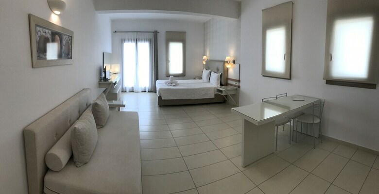 Aparthotel Lithos By Spyros & Flora
