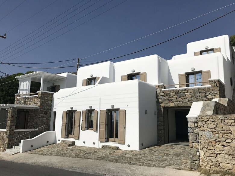 Aparthotel Lithos By Spyros & Flora
