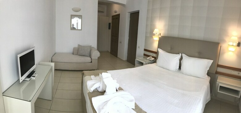 Aparthotel Lithos By Spyros & Flora