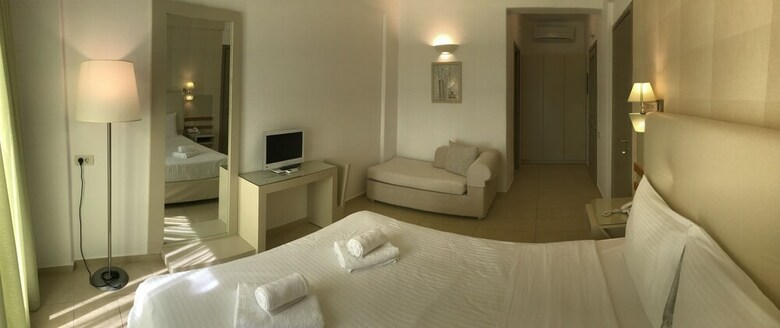 Aparthotel Lithos By Spyros & Flora