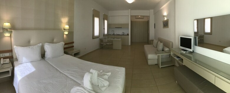 Aparthotel Lithos By Spyros & Flora