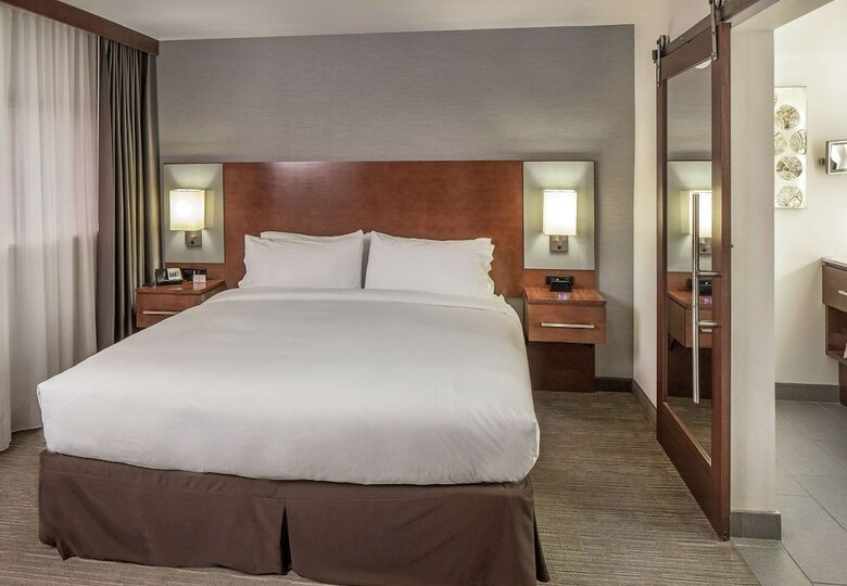 Hotel Doubletree By Hilton Omaha Southwest