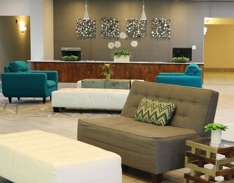 Hotel Doubletree By Hilton Omaha Southwest