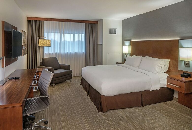 Hotel Doubletree By Hilton Omaha Southwest
