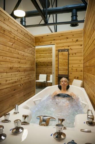 Grandhotel Ambassador - N�rodn� D?m