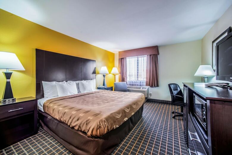 Hotel Quality Inn Carbondale University Area