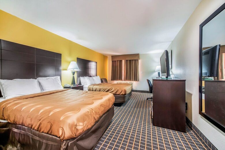 Hotel Quality Inn Carbondale University Area