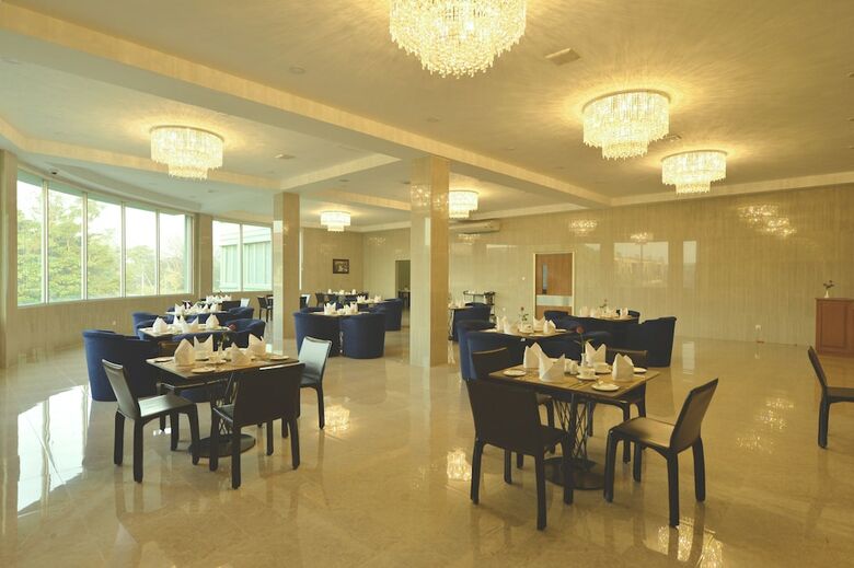 Sky Star Hotel