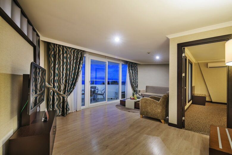 Catamaran Resort Hotel - All Inclusive