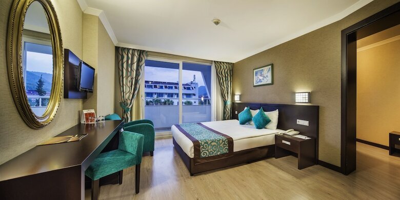 Catamaran Resort Hotel - All Inclusive