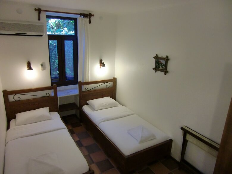 Happy Caretta Hotel