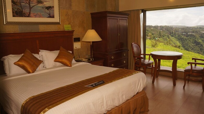 Ravine Hotel