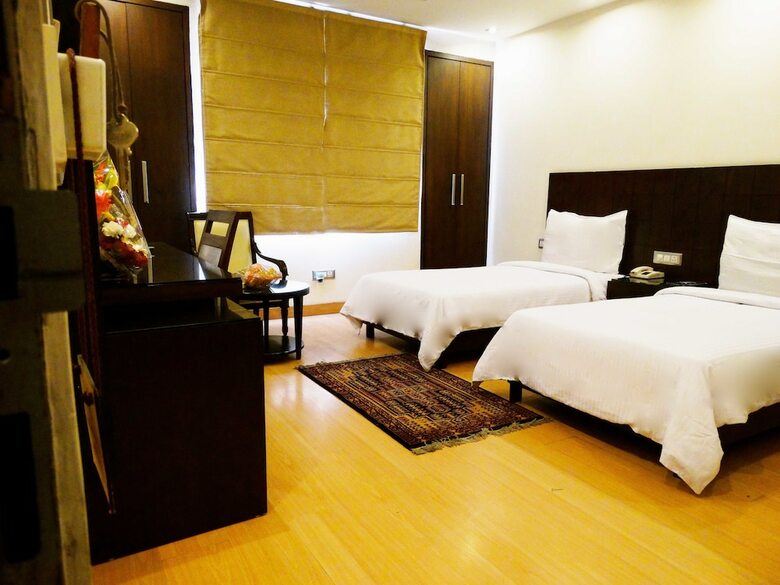 Hotel The Legend Inn - New Delhi