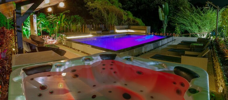 Tifakara Boutique Hotel & Birding Oasis