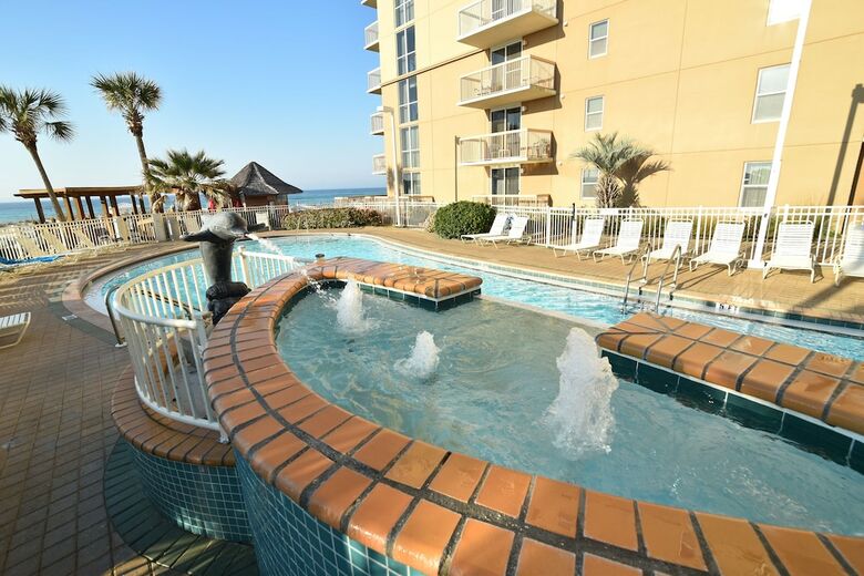 Pelican Beach Resort & Conference Center