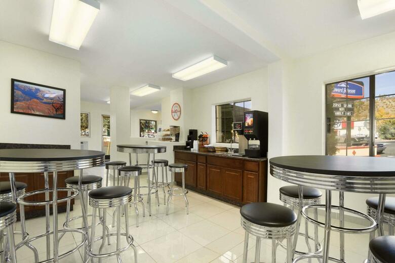 Hotel Howard Johnson By Wyndham Flagstaff University West