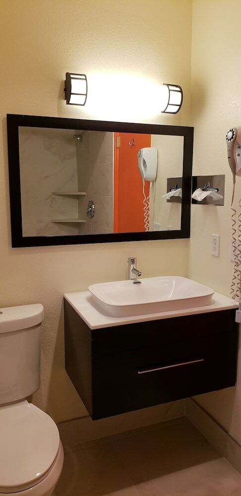 Hotel Howard Johnson By Wyndham Flagstaff University West