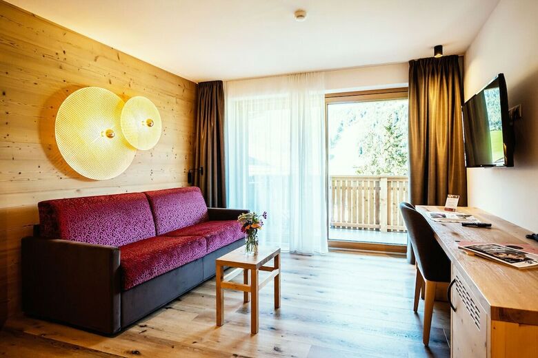 Hotel Mirabel