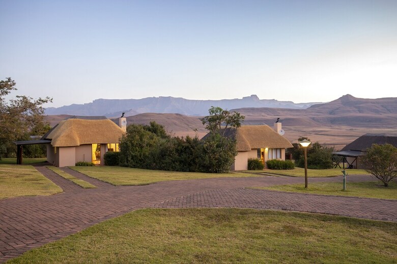 Hotel Montusi Mountain Lodge