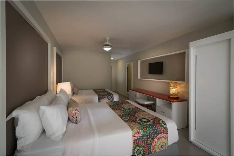 Hotel Emotions By Hodelpa - Juan Dolio