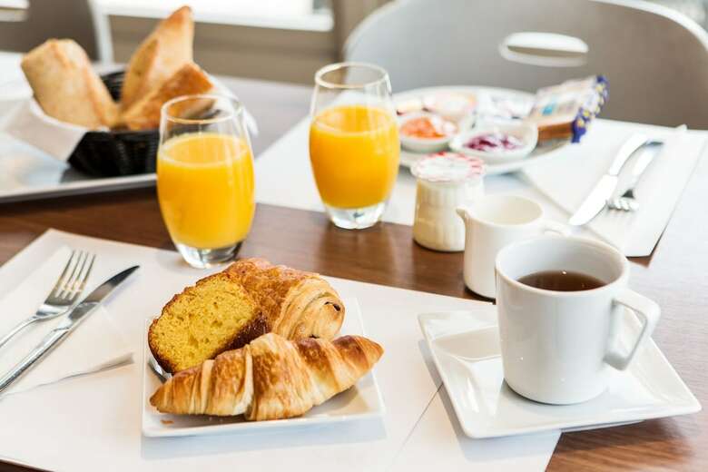 Hotel Campanile Lyon Est - A�roport Saint Exup�ry