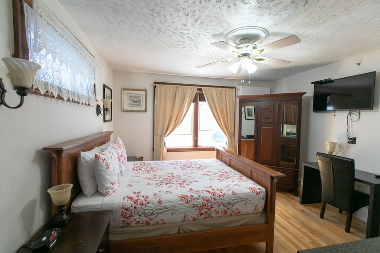 Hotel Prince Street Suites