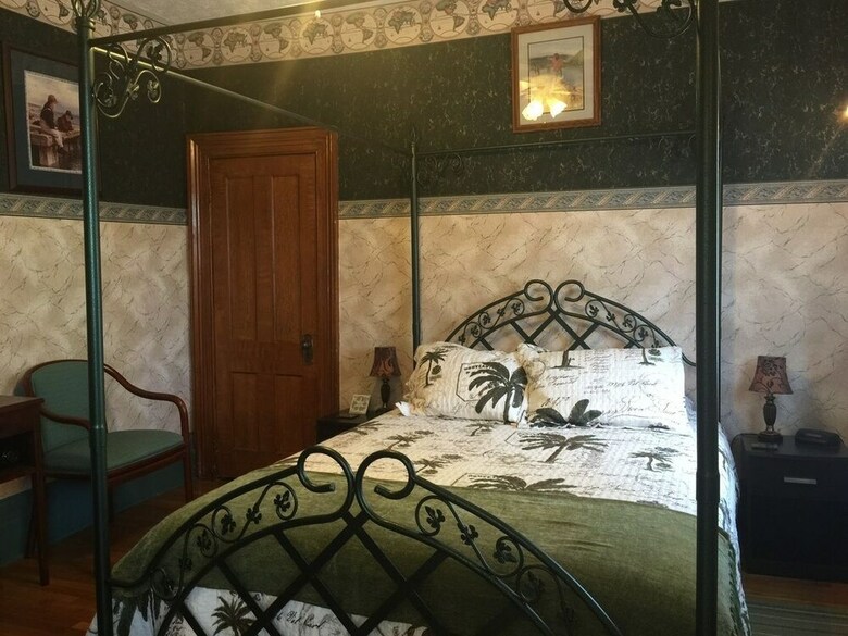 Hotel Prince Street Suites